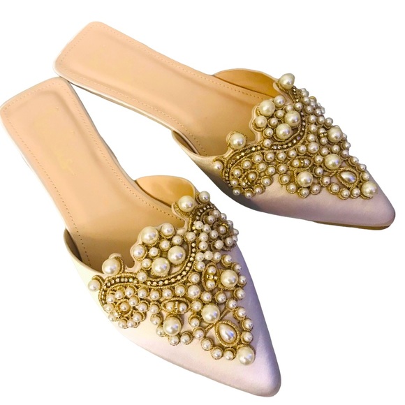 Lulus Shoes - LULU’s Cream Pearl Rhinestones Bridal Wedding Evening Low Flat Slide Mule Size 9